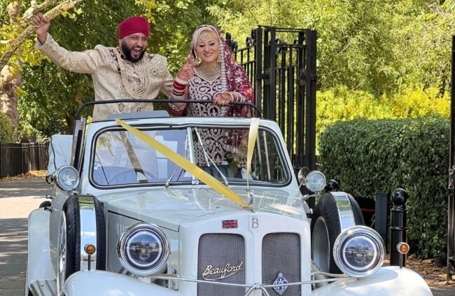 Choosing the Right Finish for Your Wedding Car on the Day
